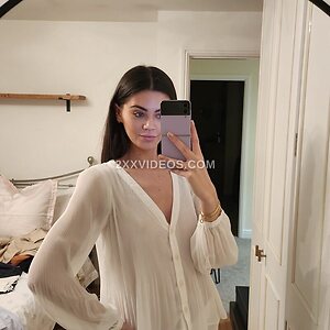 Emily Canham Nude Leaked Photo #5