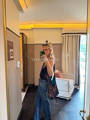 Emily Wickersham photo