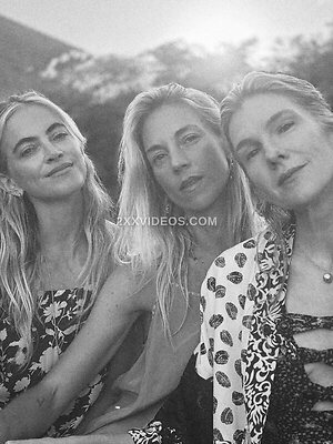 Emily Wickersham photo