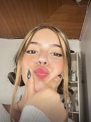 Emilymiller_ Nude Leaked Photo #2