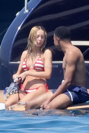 Ester Exposito Nude Leaked Photo #18