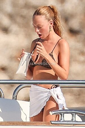 Ester Exposito Nude Leaked Photo #61