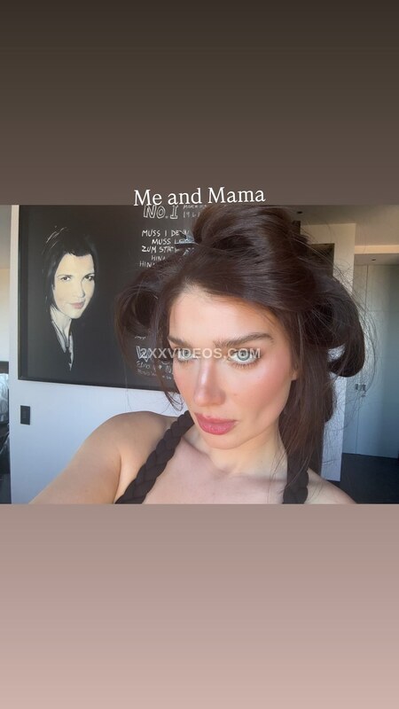 Eve Hewson photo