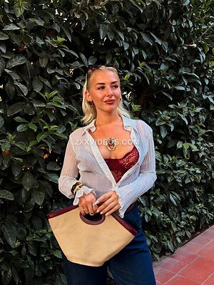 Ezgi Ergenç photo