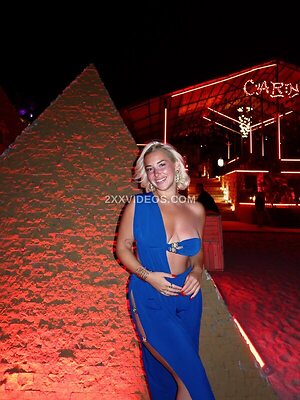 Ezgi Ergenç Nude Leaked Photo #63