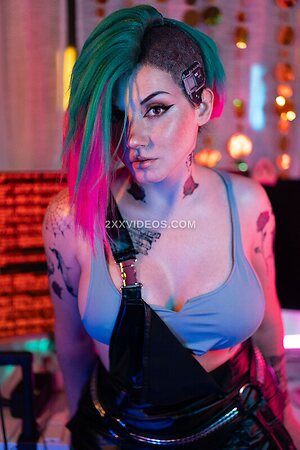 Ezy Summers Cosplay photo