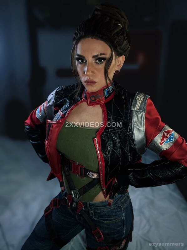 Ezy Summers Cosplay photo