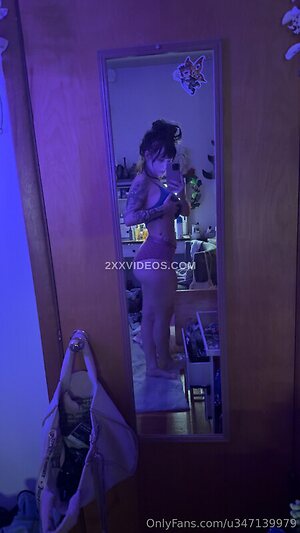 fauxluxx Nude Leaked Photo #20