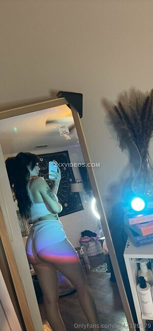 fauxluxx photo