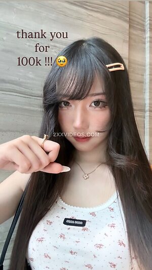 Feng Nude Photos