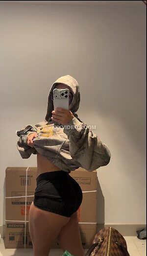 flexwness photo