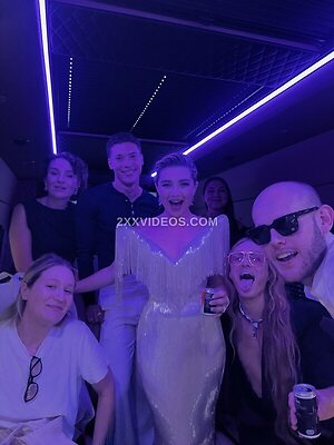 Florence Pugh photo