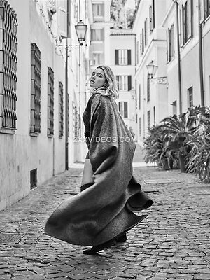 Florence Pugh photo