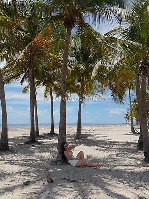 Gaela Barraza Nude Leaked Photo #18