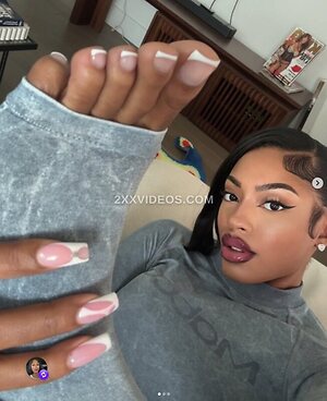 Gina Wap Nude Leaked Photo #5