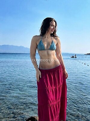 Gizem Orhan Nude Leaked Photo #20