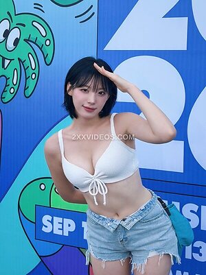 Ha Ji Won Nude Leaked Photo #13