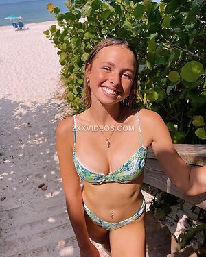 Hannah Glanden Nude Leaked Photo #39