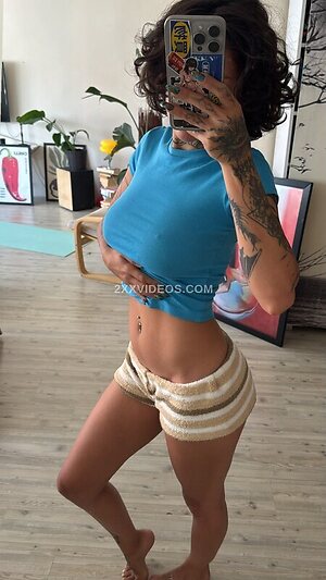 Hazal Bayazit Nude Leaked Photo #9