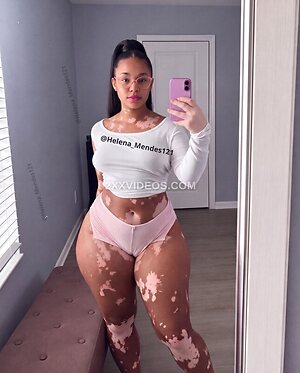 Helena Mendes Nude Leaked Photo #5