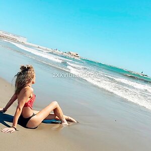 Hollie Bennett photo