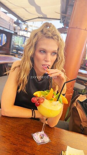 Hollie Bennett photo