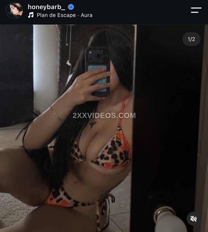 Honeybarb_ photo