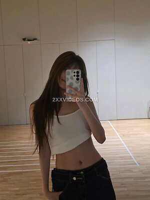 Hong Eunchae photo
