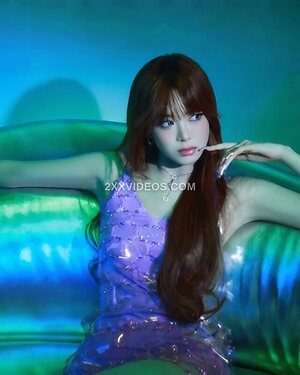 Hong Eunchae photo