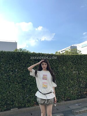 Hong Eunchae photo