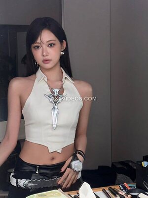 Hong Eunchae photo