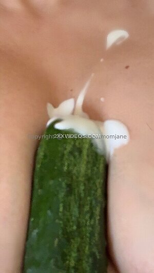 Hotmomjane Nude Leaked Photo #17
