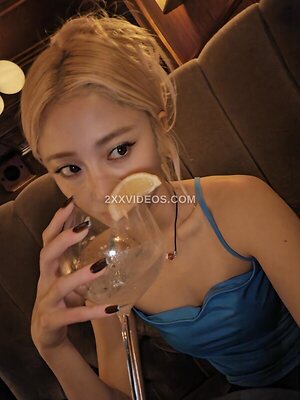 Huh Yunjin Nude Leaked Photo #85