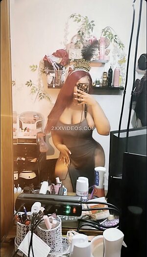 iccychanelzz Nude Leaked Photo #2