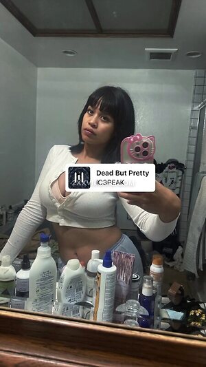 ih34rtkitty Nude Leaked Photo #5