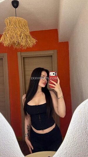 İlayda Türküstün Nude Leaked Photo #5