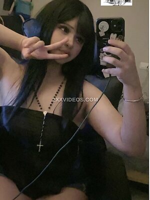 iljfgigi Nude Leaked Photo #4
