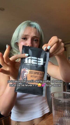 Ilovehercrookedteeth Nude Leaked Photo #15