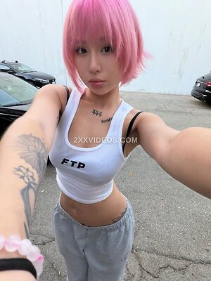 Ilykimchi Nude Photos