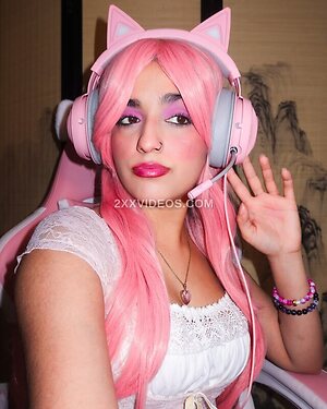 imsmokehijabi Nude Leaked Photo #5