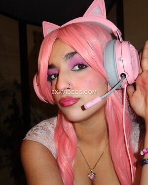 imsmokehijabi Nude Leaked Photo #12