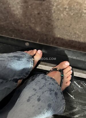 INJI Nude Leaked Photo #4