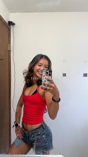 Iris Yang Nude Leaked Photo #10