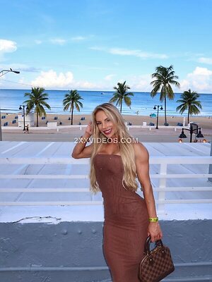 Isa Pereira photo