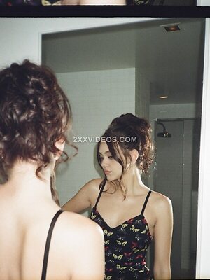 Isabel Gravitt Nude Leaked Photo #4