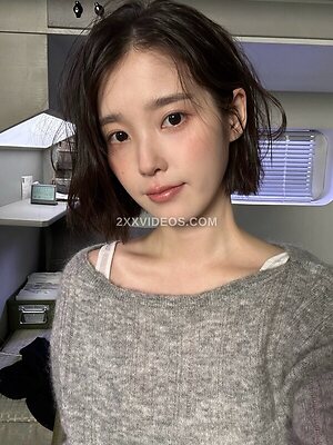Lee Ji-eun More Nude Photos