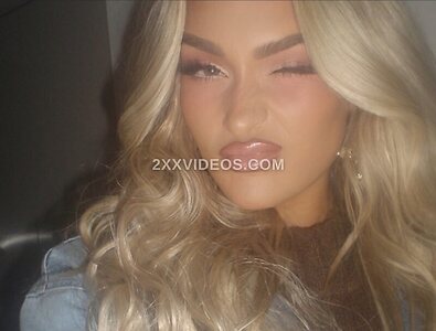 Izzi Dame Nude Leaked Photo #2