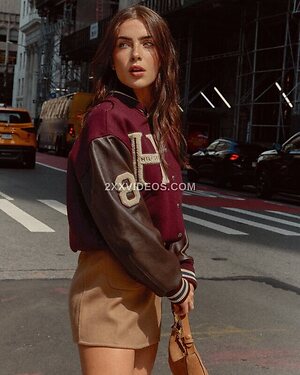 Jade Picon photo