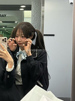 Jeewon photo