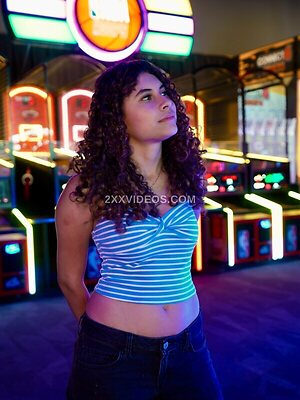 Jenny Hoyos photo